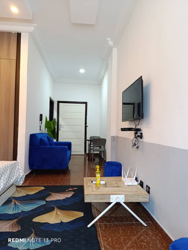 Studio meublé bon standing avec ascenseur